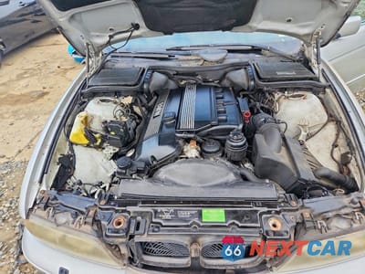 Zdjęcie 11 z 12 samochodu: 2001 BMW 530 I AUTOMATIC VIN:WBADT63421CF08013 - miniatura