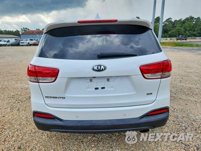 Zdjęcie 6 z 12 samochodu: 2017 KIA SORENTO LX VIN:5XYPG4A35HG284192 - miniatura