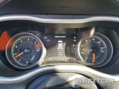 Zdjęcie 9 z 13 samochodu: 2018 JEEP CHEROKEE TRAILHAWK VIN:1C4PJMBB5JD564223 - miniatura