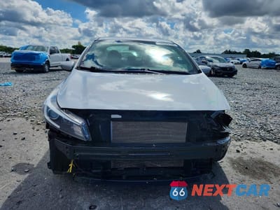 Piąte zdjęcie samochodu w środku: 2018 KIA FORTE LX VIN:3KPFL4A71JE283778 - miniatura
