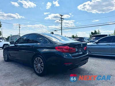 Trzecie zdjęcie samochodu z tyłu: 2018 BMW 540 XI VIN:WBAJE7C55JG891091 - miniatura