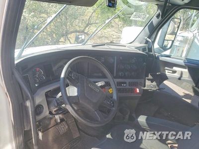 Zdjęcie 8 z 13 samochodu: 2020 FREIGHTLINER CASCADIA 126 SEMI TRUCK VIN:1FUNHHFG7LLKV8934 - miniatura