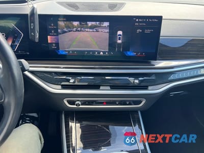 Zdjęcie 10 z 10 samochodu: 2025 BMW X5 XDRIVE50E VIN:5UX43EU06S9X96279 - miniatura