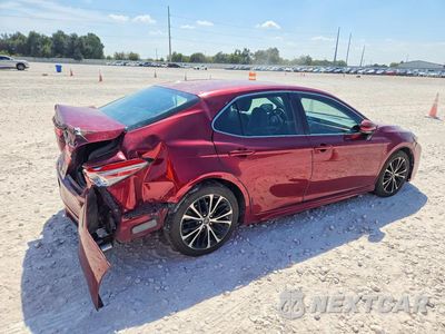 Trzecie zdjęcie samochodu z tyłu: 2018 TOYOTA CAMRY SE VIN:4T1B11HK7JU647177 - miniatura
