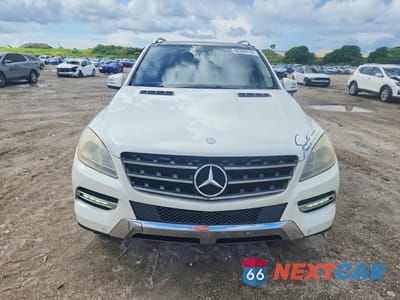 Piąte zdjęcie samochodu w środku: 2013 MERCEDES-BENZ ML 350 VIN:4JGDA5JB5DA157899 - miniatura