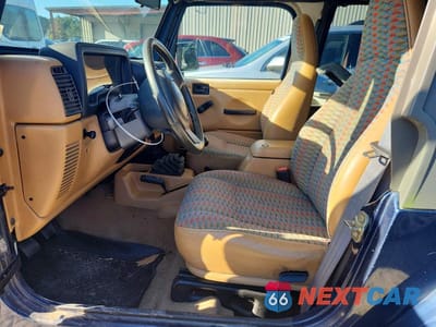 Zdjęcie 7 z 12 samochodu: 1997 JEEP WRANGLER / TJ SPORT VIN:1J4FY19SXVP489075 - miniatura
