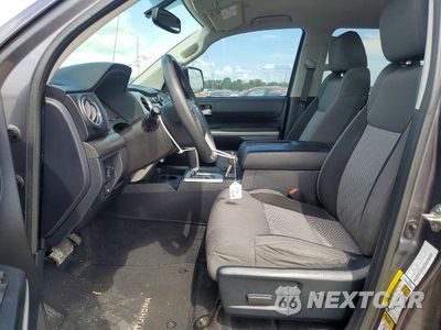 Zdjęcie 7 z 12 samochodu: 2017 TOYOTA TUNDRA CREWMAX SR5 VIN:5TFEM5F12HX119954 - miniatura