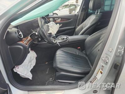 Zdjęcie 7 z 12 samochodu: 2017 MERCEDES-BENZ E 300 4MATIC VIN:WDDZF4KB2HA208565 - miniatura