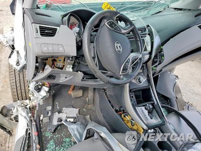 Zdjęcie 8 z 13 samochodu: 2013 HYUNDAI ELANTRA LIMITED VIN:5NPDH4AE2DH191053 - miniatura