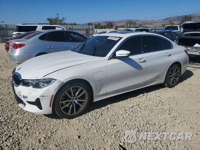 2021 BMW 330E 3MW5P7J0XM8B65846 - główne zdjęcie licytacji z USA - miniatura