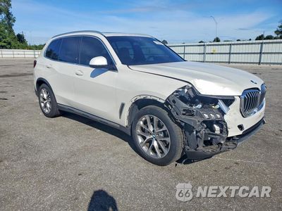 Czwarte zdjęcie samochodu z boku: 2020 BMW X5 XDRIVE40I VIN:5UXCR6C04L9C40963 - miniatura