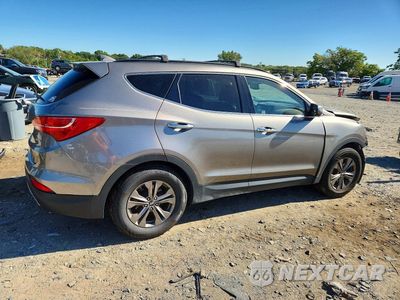 Trzecie zdjęcie samochodu z tyłu: 2014 HYUNDAI SANTA FE SPORT 2.4L VIN:5XYZU3LB3EG232099 - miniatura