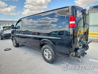 Drugie zdjęcie samochodu z przodu: 2019 CHEVROLET EXPRESS G2500 DELIVERY VAN VIN:1GCWGAFPXK1333254 - miniatura
