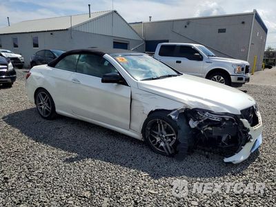 Czwarte zdjęcie samochodu z boku: 2014 MERCEDES-BENZ E 550 VIN:WDDKK7DF5EF257448 - miniatura
