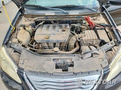 Zdjęcie 11 z 12 samochodu: 2012 CHRYSLER 200 LX VIN:1C3CCBAB5CN240902 - miniatura