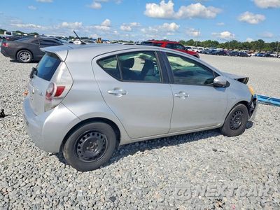 Trzecie zdjęcie samochodu z tyłu: 2013 TOYOTA PRIUS C TWO VIN:JTDKDTB39D1538914 - miniatura