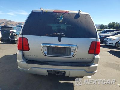 Zdjęcie 6 z 13 samochodu: 2003 LINCOLN NAVIGATOR VIN:5LMFU27R23LJ38679 - miniatura