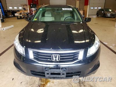 Piąte zdjęcie samochodu w środku: 2008 HONDA ACCORD LX VIN:1HGCP26338A060237 - miniatura
