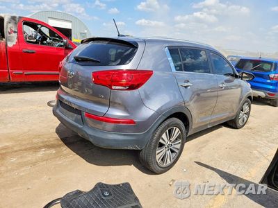 Trzecie zdjęcie samochodu z tyłu: 2016 KIA SPORTAGE EX VIN:KNDPCCAC8G7815855 - miniatura