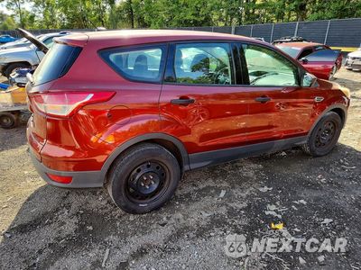 Trzecie zdjęcie samochodu z tyłu: 2014 FORD ESCAPE S VIN:1FMCU0F70EUC27951 - miniatura
