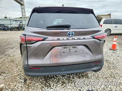 Zdjęcie 6 z 13 samochodu: 2021 TOYOTA SIENNA XLE VIN:5TDJSKFC5MS011820 - miniatura