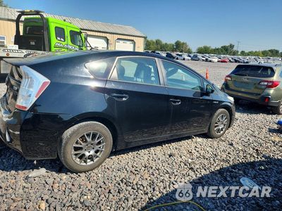 Trzecie zdjęcie samochodu z tyłu: 2010 TOYOTA PRIUS III VIN:JTDKN3DU4A0023906 - miniatura
