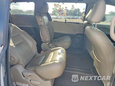 Zdjęcie 11 z 13 samochodu: 2019 TOYOTA SIENNA XLE PREMIUM 8-PASSENGER VIN:5TDYZ3DC3KS986011 - miniatura