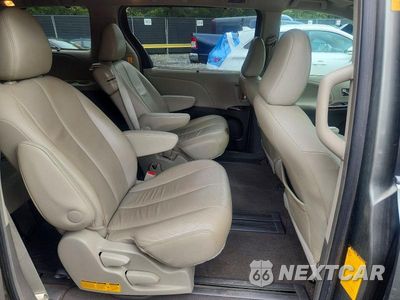 Zdjęcie 11 z 13 samochodu: 2013 TOYOTA SIENNA XLE 8-PASSENGER VIN:5TDYK3DC7DS382727 - miniatura
