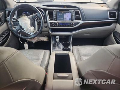 Zdjęcie 8 z 13 samochodu: 2016 TOYOTA HIGHLANDER LIMITED PLATINUM VIN:5TDDKRFH7GS269844 - miniatura