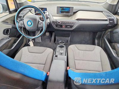 Zdjęcie 8 z 12 samochodu: 2018 BMW I3 BEV VIN:WBY7Z2C55JVE65094 - miniatura