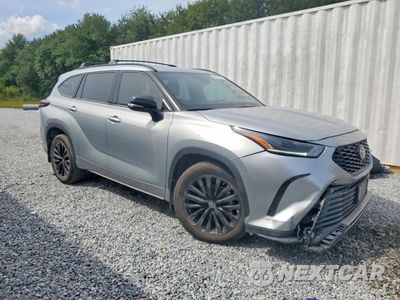 Czwarte zdjęcie samochodu z boku: 2025 TOYOTA HIGHLANDER XSE VIN:5TDKDRBH4SS589140 - miniatura