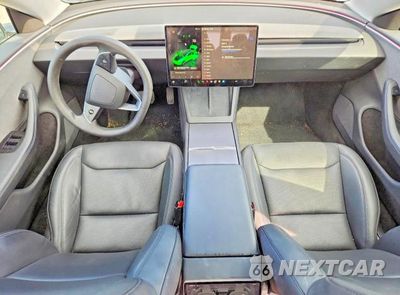 Zdjęcie 8 z 12 samochodu: 2024 TESLA MODEL 3 VIN:5YJ3E1EA4RF784297 - miniatura