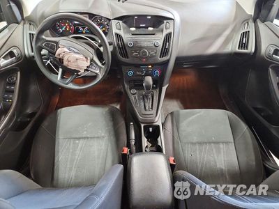 Zdjęcie 8 z 12 samochodu: 2017 FORD FOCUS SE VIN:1FADP3K29HL246462 - miniatura