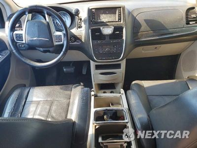 Zdjęcie 8 z 13 samochodu: 2012 CHRYSLER TOWN & COUNTRY TOURING L VIN:2C4RC1CG6CR364088 - miniatura