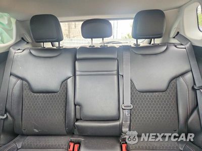 Zdjęcie 10 z 13 samochodu: 2018 JEEP COMPASS LATITUDE VIN:3C4NJDBB9JT138603 - miniatura