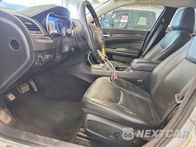 Zdjęcie 7 z 13 samochodu: 2015 CHRYSLER 300C VIN:2C3CCAKG8FH899574 - miniatura