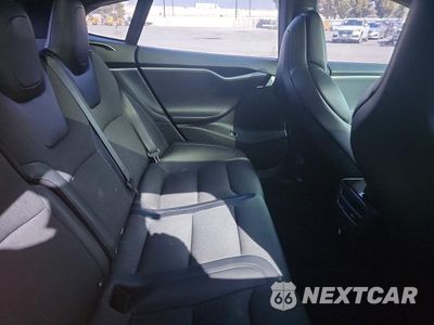 Zdjęcie 10 z 12 samochodu: 2018 TESLA MODEL S VIN:5YJSA1E20JF293844 - miniatura