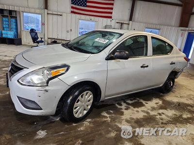 2015 NISSAN VERSA 1.6 S 3N1CN7AP2FL908757 - główne zdjęcie licytacji z USA - miniatura