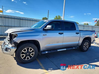 2016 TOYOTA TUNDRA SR5 5TFDW5F17GX560113 - główne zdjęcie licytacji z USA - miniatura