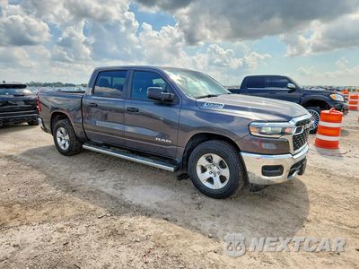 Czwarte zdjęcie samochodu z boku: 2025 RAM 1500 TRADESMAN VIN:1C6RREGG9SN197678 - miniatura