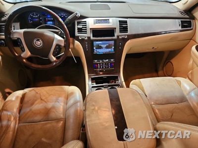 Zdjęcie 8 z 13 samochodu: 2007 CADILLAC ESCALADE ESV VIN:1GYFK66807R333030 - miniatura