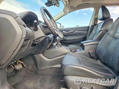 Zdjęcie 7 z 13 samochodu: 2017 NISSAN ROGUE SPORT SL VIN:JN1BJ1CPXHW001978 - miniatura