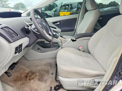 Zdjęcie 7 z 13 samochodu: 2010 TOYOTA PRIUS II VIN:JTDKN3DU9A0144317 - miniatura