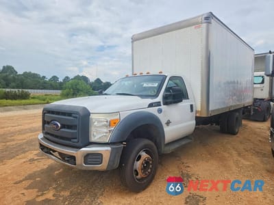 2015 FORD F550 SUPER DUTY BOX TRUCK 1FDUF5GT1FEA32069 - główne zdjęcie licytacji z USA - miniatura