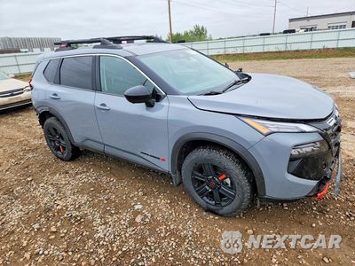 Czwarte zdjęcie samochodu z boku: 2025 NISSAN ROGUE ROCK CREEK VIN:5N1BT3BB2SC786249 - miniatura