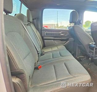Zdjęcie 10 z 12 samochodu: 2020 RAM 1500 BIG HORN/LONE STAR VIN:1C6SRFFT8LN179809 - miniatura