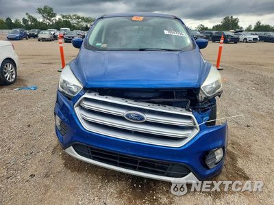 Piąte zdjęcie samochodu w środku: 2017 FORD ESCAPE SE VIN:1FMCU9GD9HUF00754 - miniatura