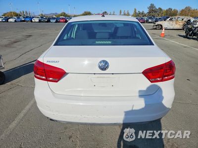 Zdjęcie 6 z 12 samochodu: 2013 VOLKSWAGEN PASSAT S VIN:1VWAP7A36DC023270 - miniatura