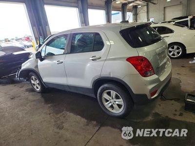 Drugie zdjęcie samochodu z przodu: 2020 CHEVROLET TRAX LS VIN:3GNCJNSB5LL204300 - miniatura