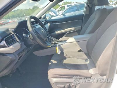 Zdjęcie 7 z 12 samochodu: 2019 TOYOTA CAMRY LE VIN:4T1B11HK2KU855811 - miniatura